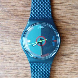 RARE Vintage 1989 SWATCH watch PETRODOLLAR GG402